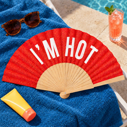 Leque “I’m Hot” com glitter em contexto